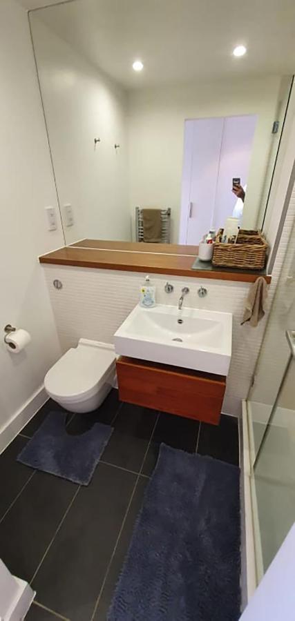 Bright & Spacious Double Bedroom With Ensuite And Concierge! Paid Parking Available Londra Exterior foto